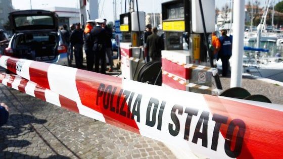 Cadavere nel trolley, fu la madre a chiudere la figlia in valigia e gettarla in mare