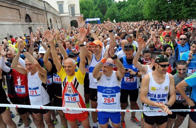 'Walk of Life', a Milano la camminata per Telethon