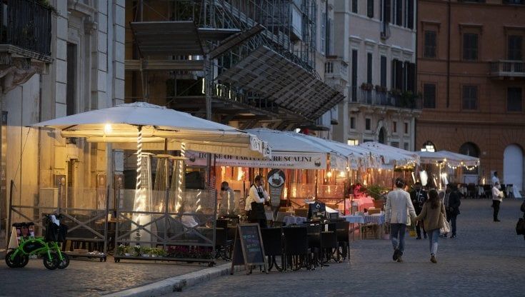 Covid, Lazio zona bianca da oggi 14 giugno. Ecco le regole: cosa cambia