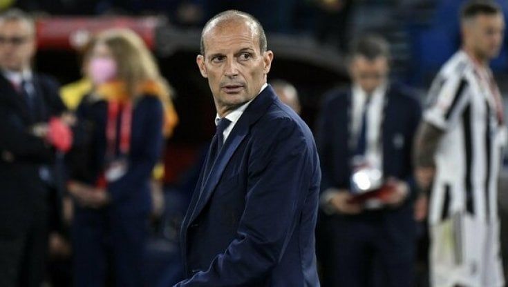 L’ex compagna di Allegri si difende: “Non posso fare differenze tra i figli”