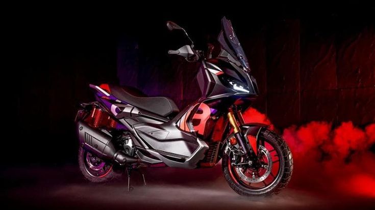 Aprilia SR GT 400, al via i preordini del nuovo scooter sportivo della casa di Noale