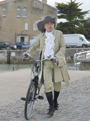 "Moli&egrave;re in bicicletta", non solo ladri e bellezze. Quando il cinema viaggia su due ruote