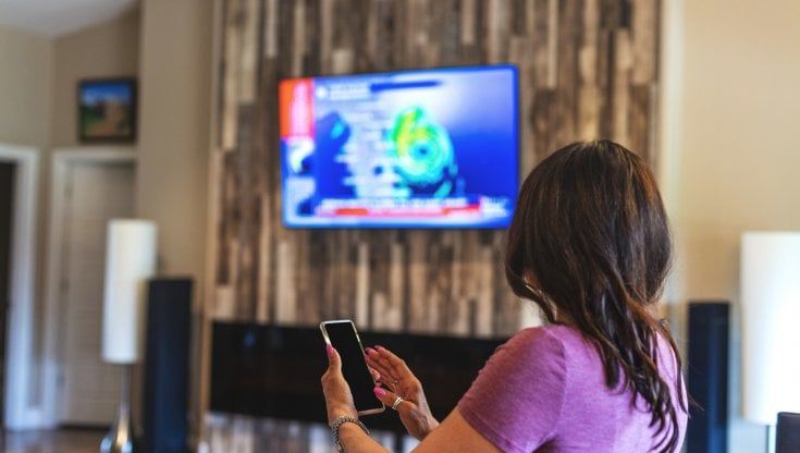 Transizione digitale, l'analisi Auditel-Censis: così la televisione porta il Paese nel futuro