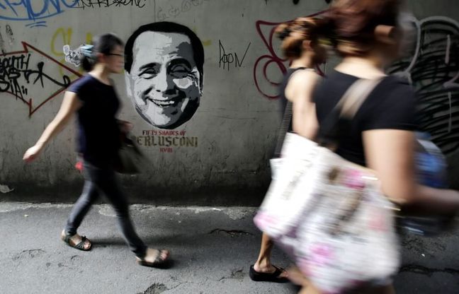 Berlusconi come Mr Grey: i graffiti sulle strade di Bangkok