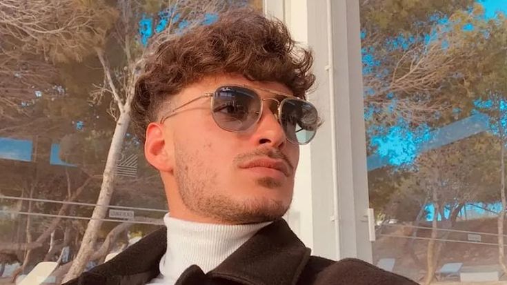 Aggredito a colpi di cacciavite dopo la discoteca muore a 25 anniGabriele Vaccaro: tre giovani in questura a Pavia