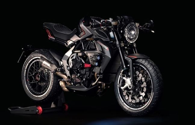 MV Agusta RVS#1, dalla pista alla strada
