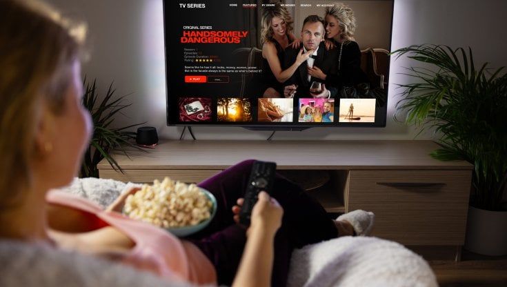 Il grande fermento del settore televisivo: così gli operatori tradizionali fronteggiano la sfida dello streaming
