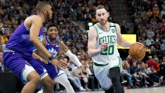 Basket Nba: Boston sbanca Salt Lake City, Doncic e Porzingis stendono San Antonio