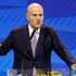 Eni, Iss boccia lo stipendio di Descalzi: “Aumento eccessivo”