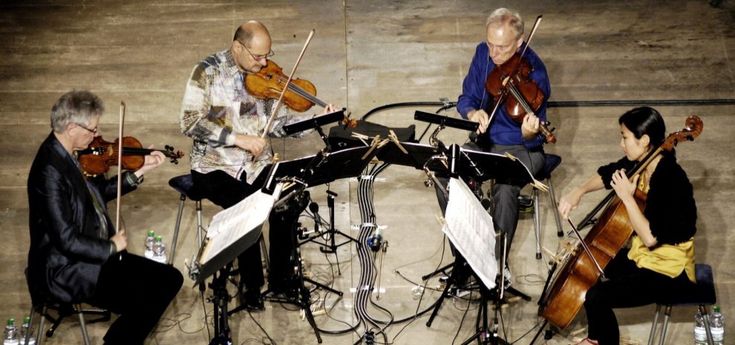 Kronos Quartet: "Cambiamo sempre, perch&eacute; possiamo scegliere tra 900 composizioni"