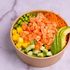 Poke, così 80 anni fa il piatto dei pescatori hawaiani è diventato un fenomeno da fast food