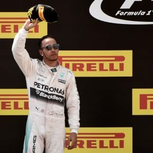F1, Mercedes e Hamilton insieme per altre tre stagioni