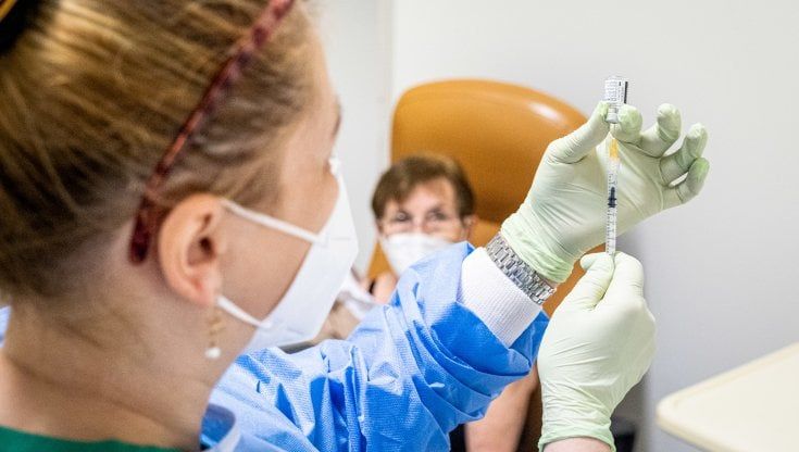Covid, cambiare i criteri per le chiusure? La Germania ci pensa