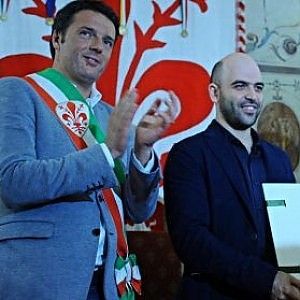 Saviano a Renzi: "Prendo sul serio l'impegno anti-cosche". Da Civati piano sull'autoriciclaggio