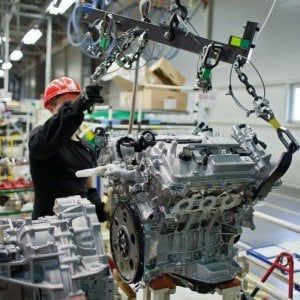 Istat, a maggio balzo della produzione industriale: +0,7% su aprile, +2,8% su anno