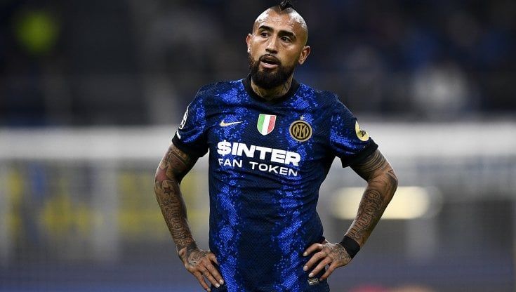 San Fermo, ladri svaligiano la villa dell'interista Arturo Vidal: rubati gioielli e un fuoristrada