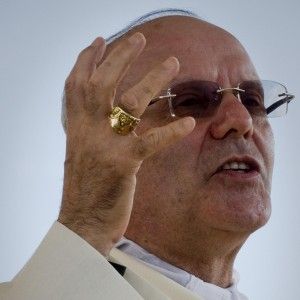 Galantino, nuovo affondo contro il governo: "Senza sinergia non va da nessuna parte"
