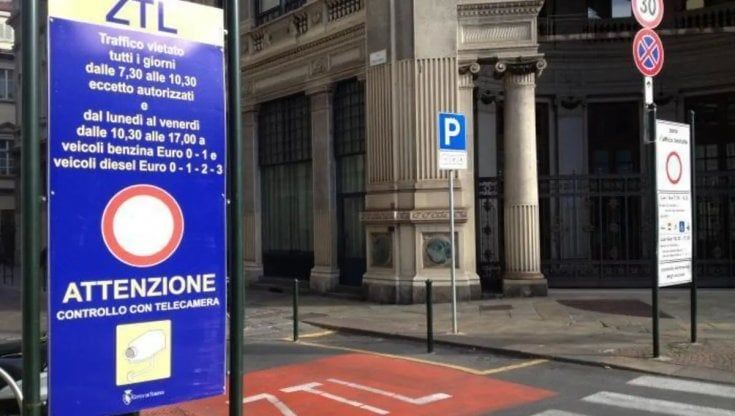 Proposta Aci:"Aprite il centro storico alle auto over 40"