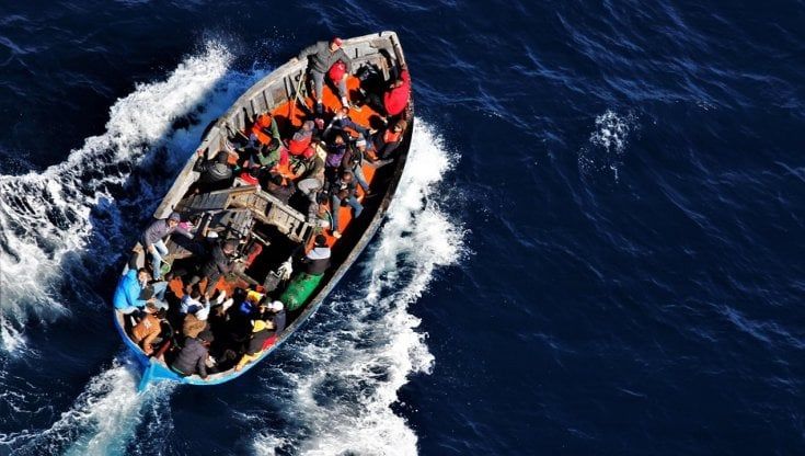 Migranti, Letta: “Una missione Ue di soccorso”. No della Lega: “È una provocazione”