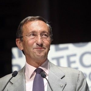 Il ritorno in politica di Fini 'l'allenatore': "Si pu&ograve; giocare una partita vincente"