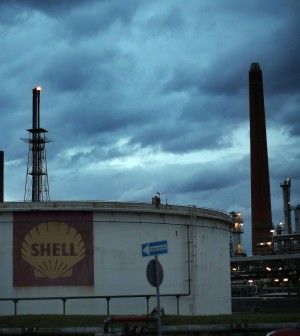Shell lancia l'allarme sui conti:"Ricavi significativamente pi&ugrave; bassi"