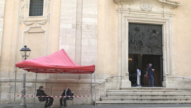 Covid, "messa o non messa, sarà sempre Natale"
