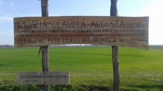 In bici lungo la via Claudia Augusta: il fascino dell'antica Roma rivive a pedali