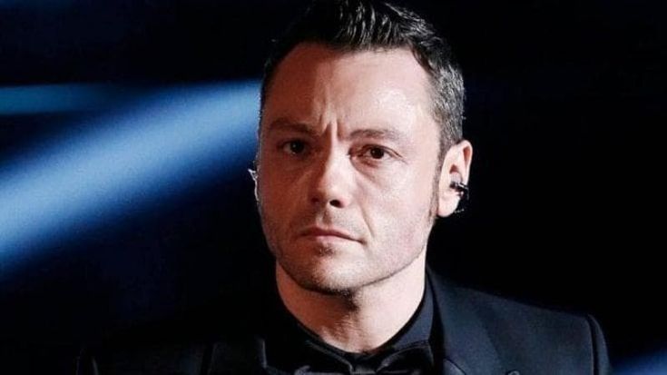Tiziano Ferro: “Il divorzio mi blocca in California come se fossi un criminale”