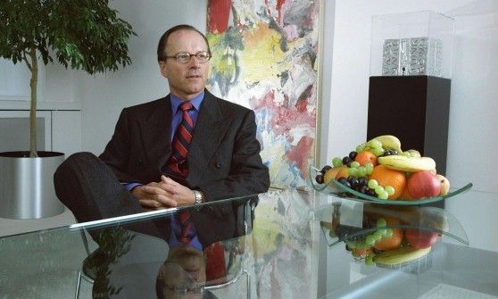 La difesa di Eternit: "Non si pu&ograve; fare un processo due volte per lo stesso fatto"