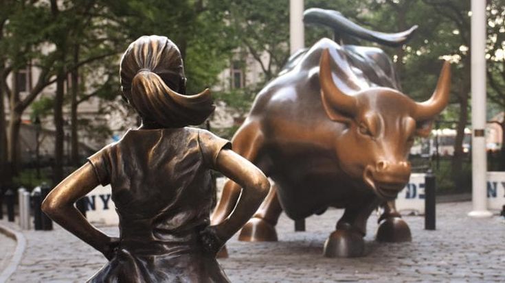 Un coniglio per premio aziendale: per le donne Wall Street è da sempre una strana corsa a ostacoli