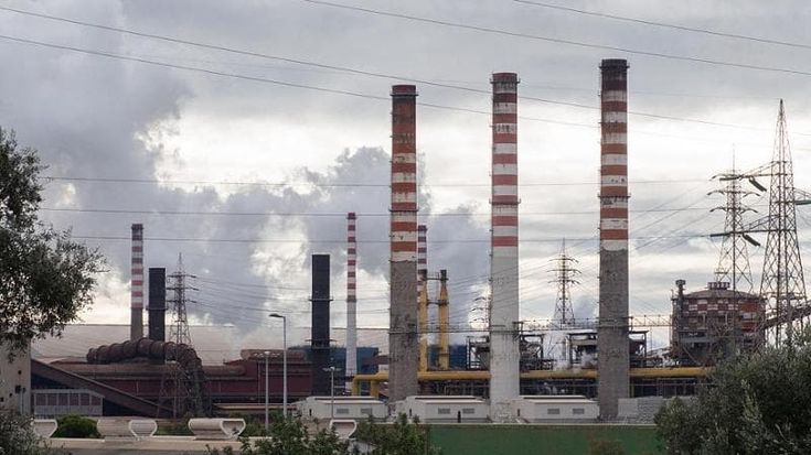 Ex Ilva, dopo la sentenza Urso avverte: “Se salta la vendita, niente prestito ponte”