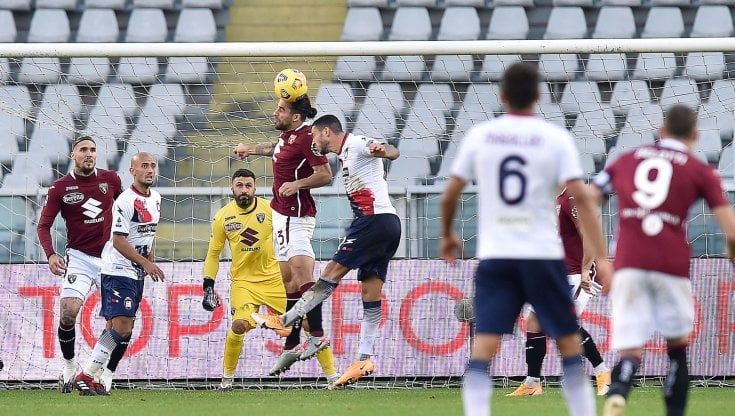 Torino-Crotone 0-0, vince la politica del piccolo passo