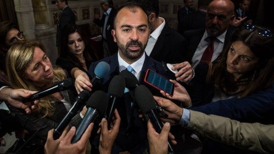 Fioramonti: "Stupiscono attacchi leadership M5s. Sistema rimborsi poco trasparente"