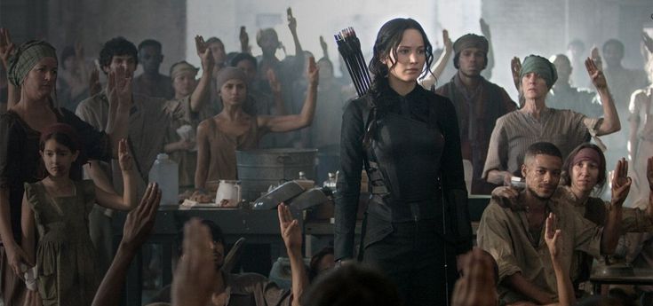 Hunger games, arriva "Il canto della rivolta": "Niente giochi, stavolta &egrave; guerra vera"