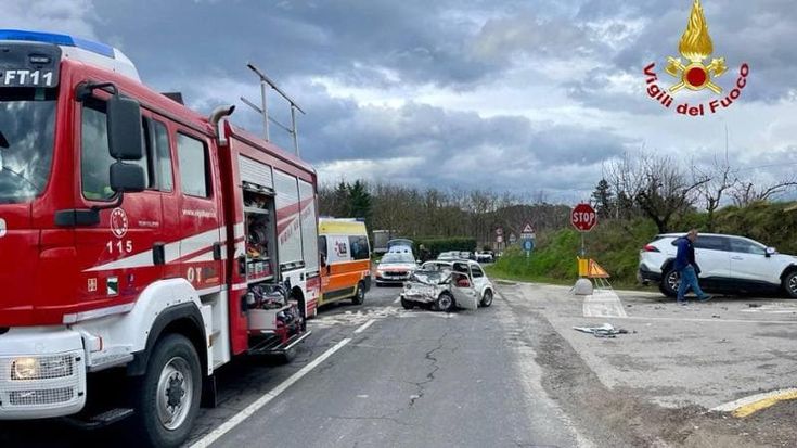 Scontro tra due auto a Fontanelice, grave 64enne