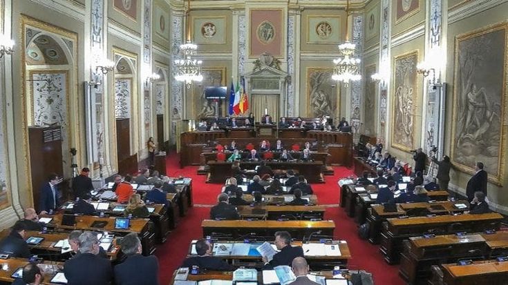 Ars, maggioranza spaccata: slitta il voto sblocca assunzioni