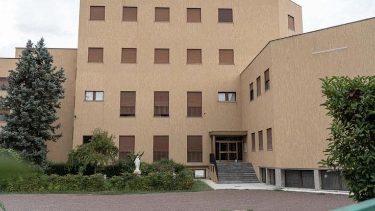 Il Tar dà ragione al Comune nella lite urbanistica con le suore: “Il vincolo non si può togliere”