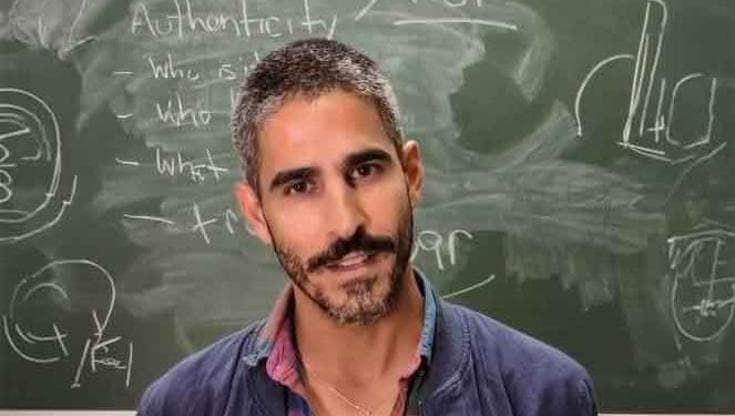 Giornalista che insegna a Bari in carcere in Kuwait da 40 giorni: “Accuse false, liberatelo”