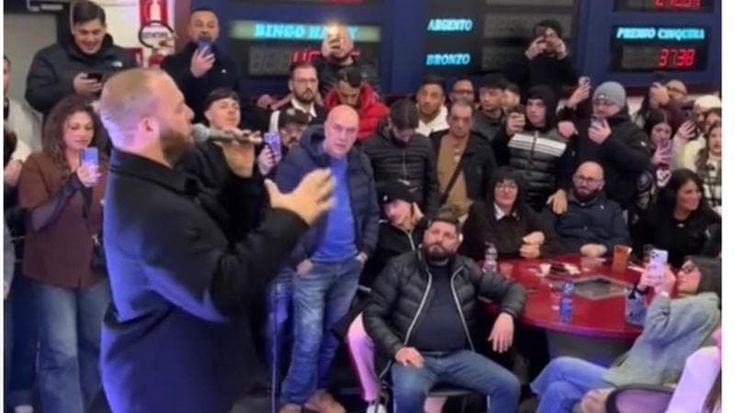 L’agenzia palermitana dei neomelodici inneggia a “Gomorra” e al “Camorrista”