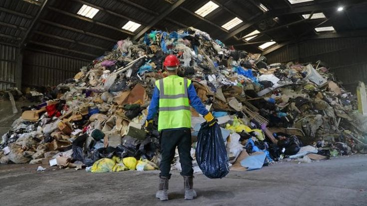 Rifiuti: senza impianti di gestione degli scarti e dei materiali non riciclabili fallisce l’economia circolare