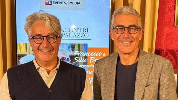 I fratelli Bozzi: “Noi, Fiorello e Camilleri, la nostra Sicilia tra indagini e sorrisi”