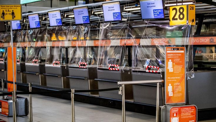 Marzo nero per gli scali italiani. Pesa la norma sul distanziamento in aereo