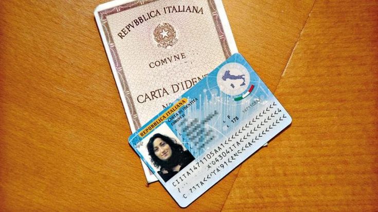 Nuova carta d’identità, fino a sei mesi per le prenotazioni: uffici comunali in tilt