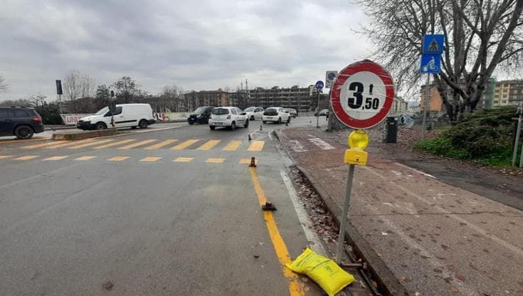 Ponte Da Verrazzano vietato per un mese ai mezzi pesanti e agli autobus