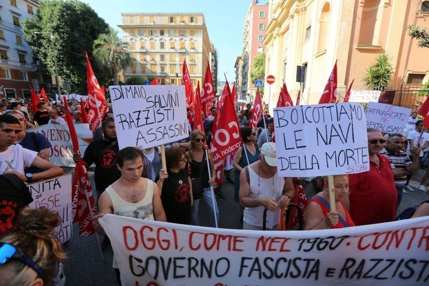 Manifestazione antifascista del 30 giugno a Genova