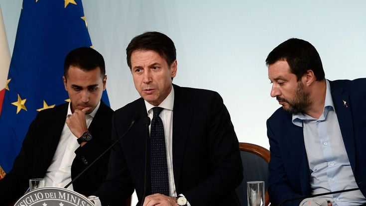 Scontro Lega-M5s, oggi vertice anti-crisi. Conte a Salvini: “Non sei il premier”