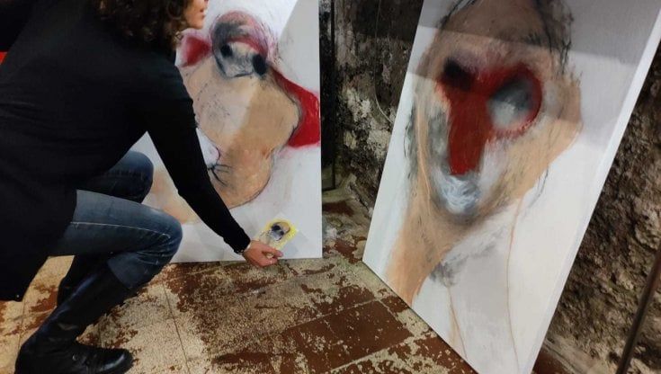 L'inconscio e l'arte, la mostra Ezia Mitolo alla galleria Incinque Open Art Monti
