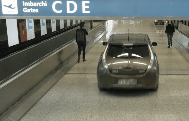 Nissan Leaf, la sorpresa è in aeroporto