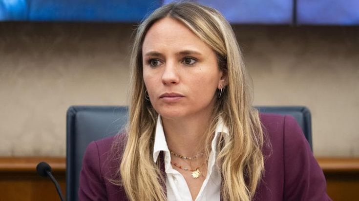 La dem Giulia Pelucchi e la scelta di congelare gli ovociti: “Se avrò un figlio, sarà con una donna”