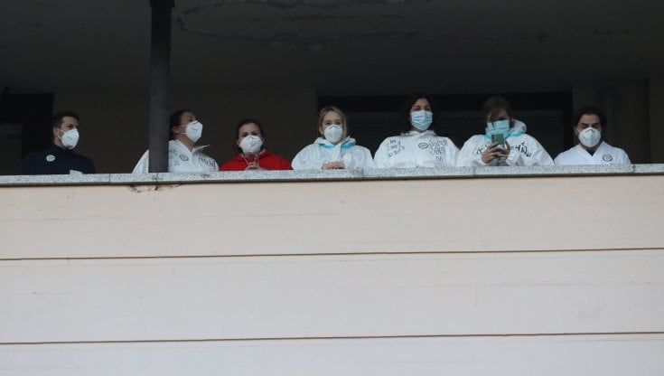 Covid, il vaccino è arrivato in Toscana, Giani: "Giornata storica"